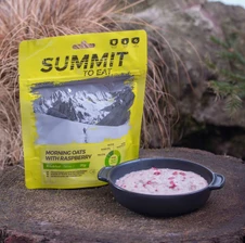 Summit To Eat - porridge with raspberries